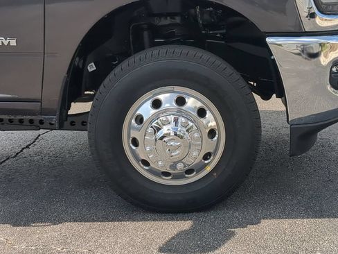 New 2026 RAM 3500 Big Horn AWD/4WD image 11