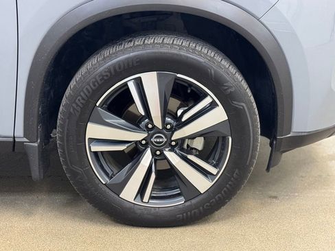 Used 2023 Nissan Rogue SL AWD/4WD image 4
