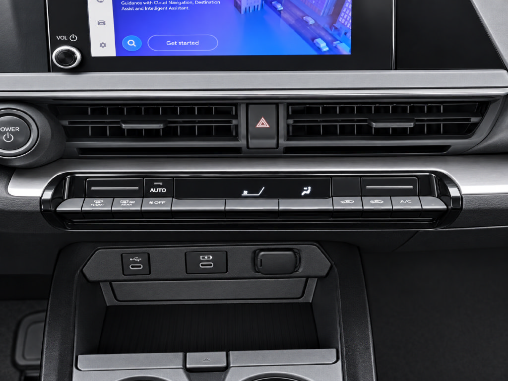 Certified 2024 Toyota Prius LE FWD image 10