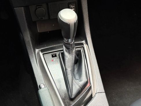 Used 2014 Toyota Corolla L image 14