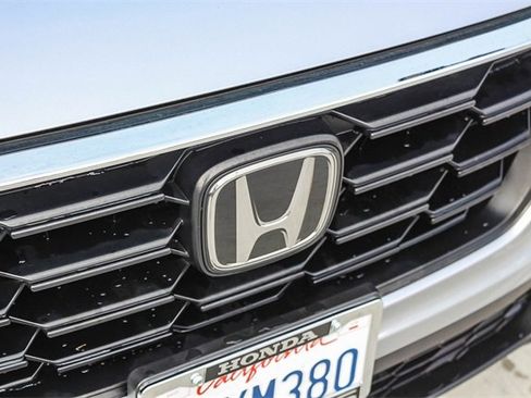 Used 2023 Honda CR-V LX image 16