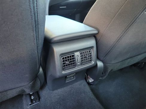 Used 2025 Toyota Camry LE image 12