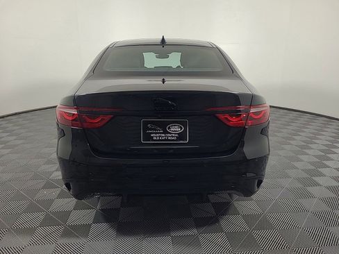 Used 2024 Jaguar XF R-Dynamic SE image 7
