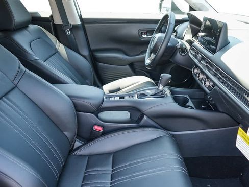 New 2026 Honda HR-V EX-L image 25