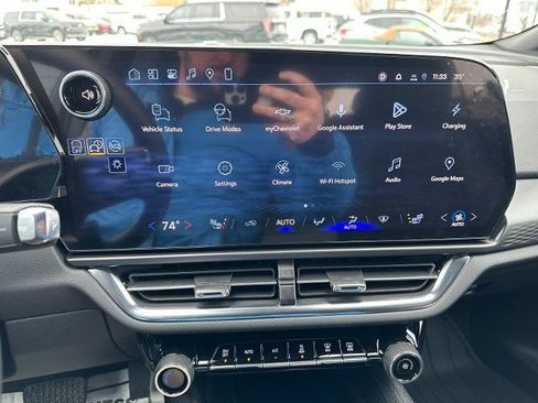 New 2026 Chevrolet Equinox EV LT w/ Comfort Package AWD/4WD image 29