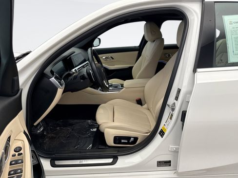 Used 2021 BMW 330i xDrive Sedan w/ Convenience Package image 10