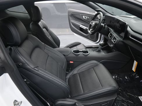 New 2025 Ford Mustang Premium image 5