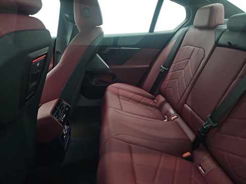 Used 2026 BMW 540i xDrive AWD/4WD image 9