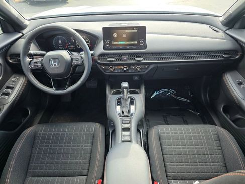 Certified 2024 Honda HR-V Sport image 2
