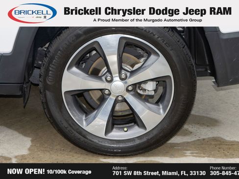 Used 2019 Jeep Cherokee Limited image 34