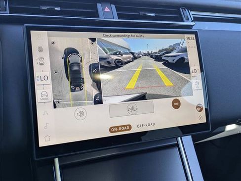 New 2026 Land Rover Range Rover Velar Dynamic SE image 13