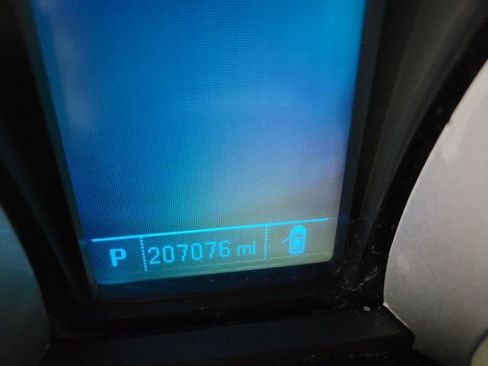 Used 2015 Chevrolet Equinox LS image 3