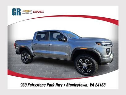 New 2025 GMC Canyon AT4