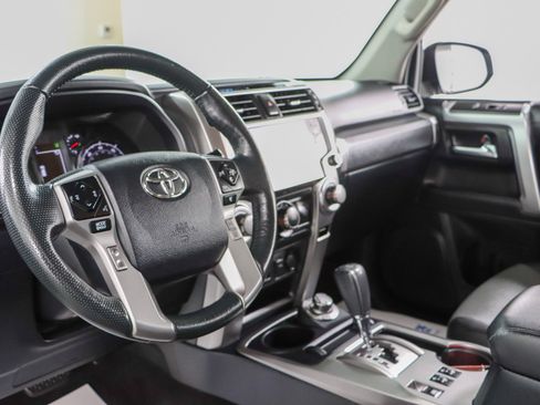 Used 2024 Toyota 4Runner SR5 Premium AWD/4WD image 23