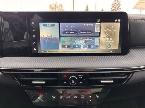 New 2025 Nissan Kicks SR w/ SR Premium Package image 14