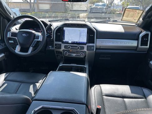 Used 2022 Ford F250 Lariat w/ Lariat Ultimate Package image 11