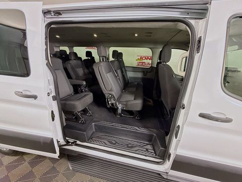 Used 2023 Ford Transit 350 XLT RWD image 28