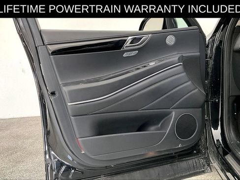 Used 2025 Genesis GV80 2.5T Standard AWD/4WD image 23