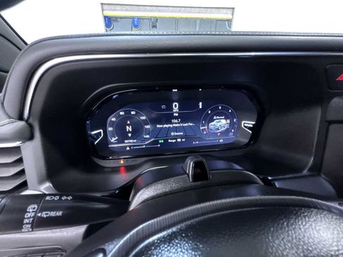 Used 2024 GMC Yukon Denali Ultimate image 21