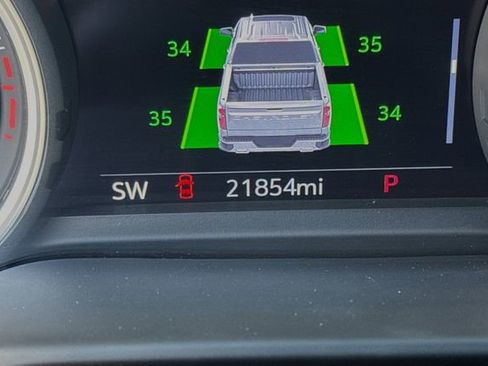 Used 2022 Chevrolet Silverado 1500 High Country w/ Z71 Off-Road Package image 42