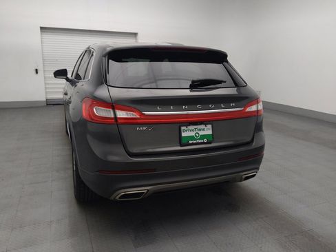 Used 2018 Lincoln MKX Select w/ Select Plus Package FWD image 6