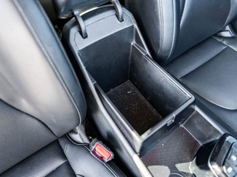 Used 2023 Kia Sportage EX image 11