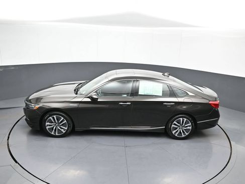Used 2018 Honda Accord Touring image 40