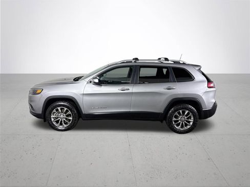 Used 2019 Jeep Cherokee Latitude Plus w/ Cold Weather Group image 9