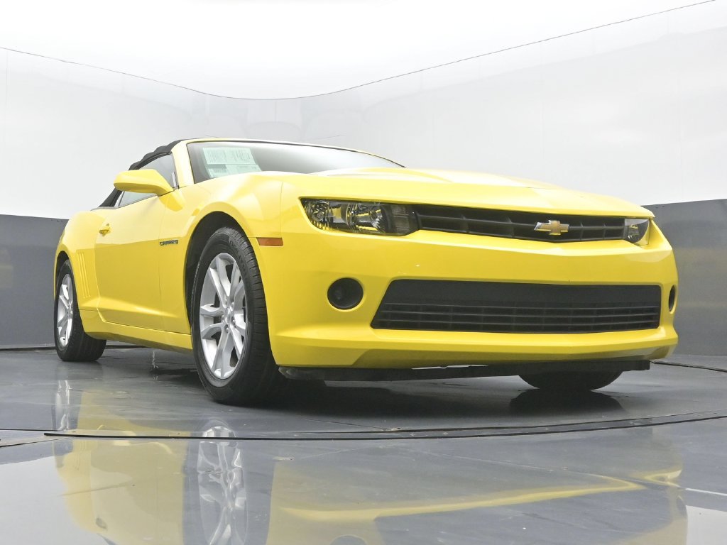 Used 2015 Chevrolet Camaro LT RWD image 54