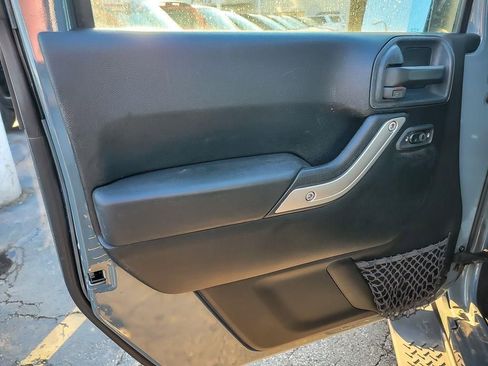 Used 2014 Jeep Wrangler Unlimited Sahara w/ Dual Top Group image 16