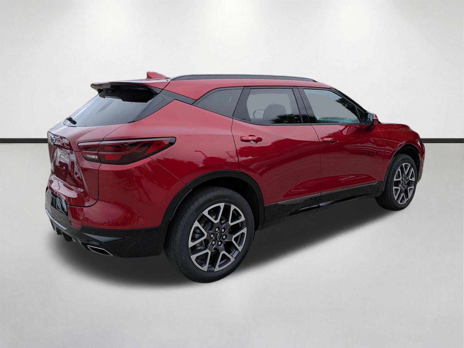 Used 2025 Chevrolet Blazer RS FWD image 4