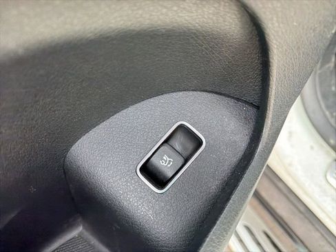 Used 2021 Mercedes-Benz GLE 350 4MATIC image 28