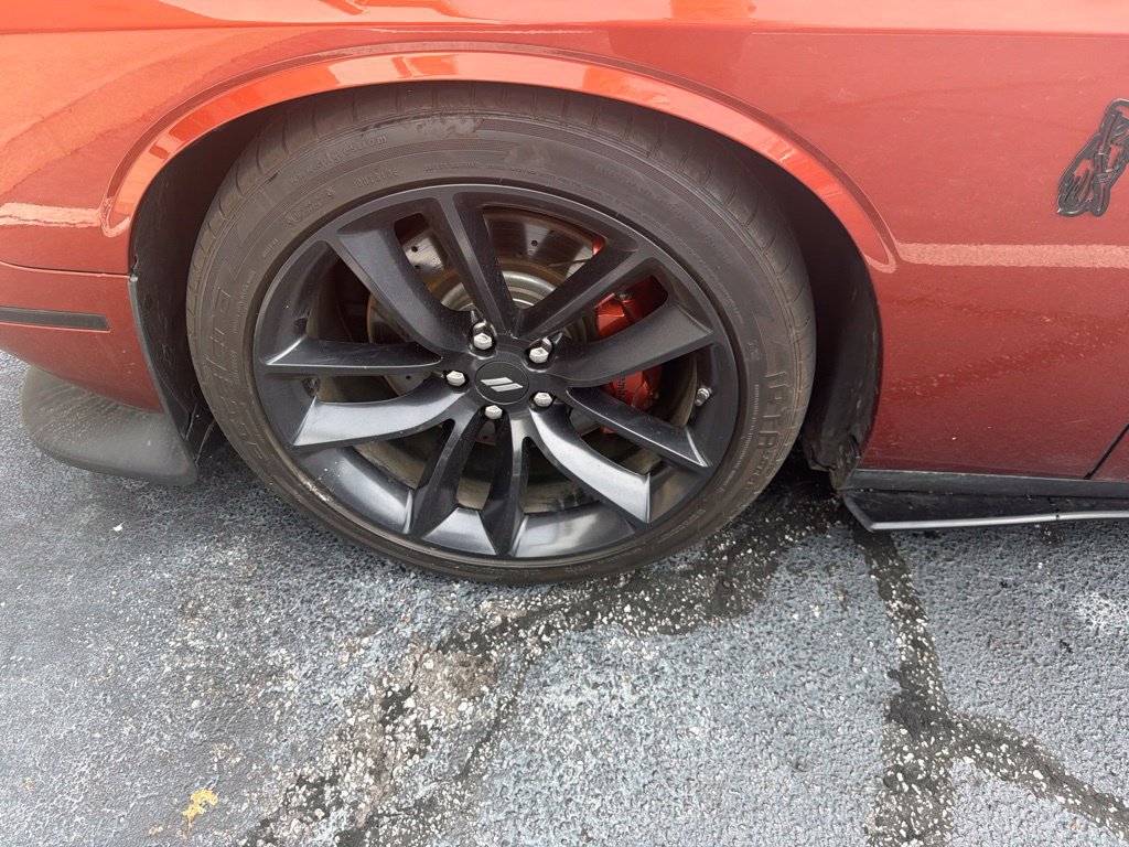 Used 2022 Dodge Challenger R/T w/ Shaker Package RWD image 7