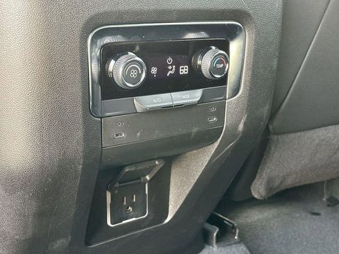 Used 2025 Chevrolet Suburban RST image 42