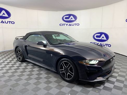 Used 2018 Ford Mustang Premium RWD image 26
