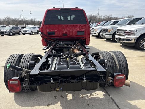 Used 2024 Ford F550 4x4 SuperCab Super Duty image 6
