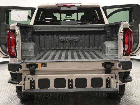 New 2026 GMC Sierra 1500 AT4 w/ AT4 Premium Package image 11