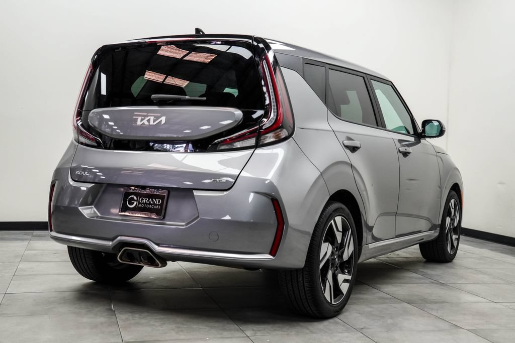 Used 2023 Kia Soul GT-Line w/ GT-Line Technology Package FWD image 13