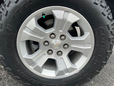 Used 2016 Chevrolet Silverado 1500 LT w/ All Star Edition AWD/4WD image 12
