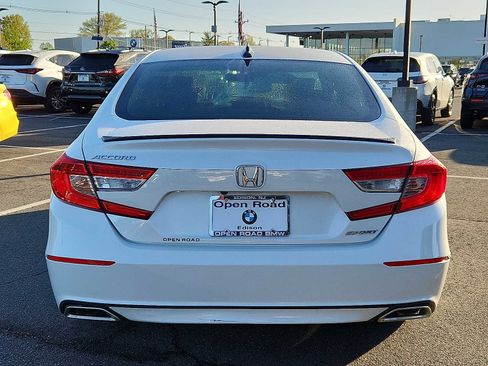 Used 2022 Honda Accord Sport image 5