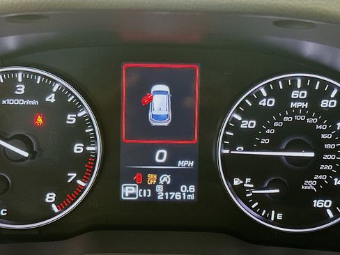 Used 2024 Subaru Crosstrek 2.0i Premium image 18