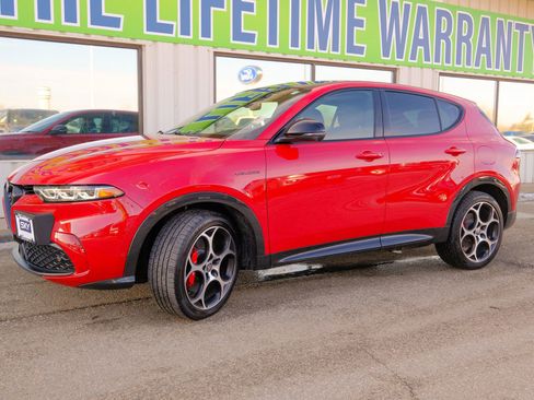 Used 2024 Alfa Romeo Tonale Veloce image 2