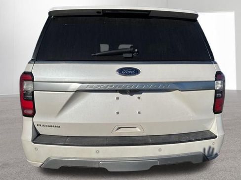 Used 2019 Ford Expedition Platinum image 5