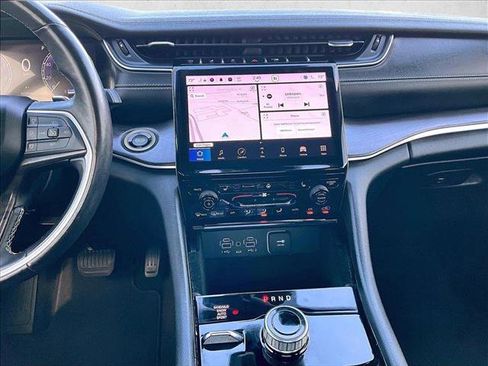 Used 2021 Jeep Grand Cherokee L Limited image 8