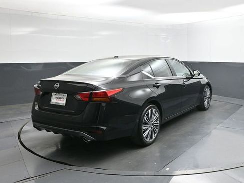 New 2026 Nissan Altima 2.5 SV w/ SV Premium Package image 8