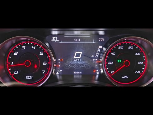 Used 2018 Dodge Charger SXT RWD image 49