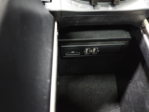 Used 2016 Mercedes-Benz GLC 300 4MATIC image 33