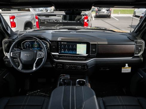 New 2026 Chevrolet Silverado 1500 High Country w/ High Country Premium Package AWD/4WD image 11