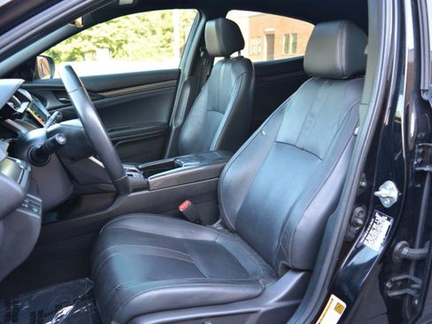 Used 2019 Honda Civic EX-L image 10