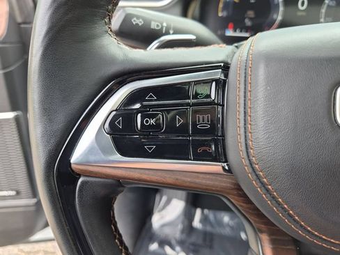 Used 2023 Jeep Grand Cherokee L Summit w/ Advanced Protech Group IV AWD/4WD image 19